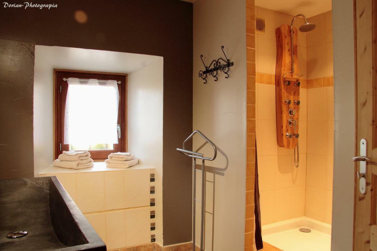 La Pierre Trouee Chambre D'Hotes Chateauneuf-de-Randon Luaran gambar
