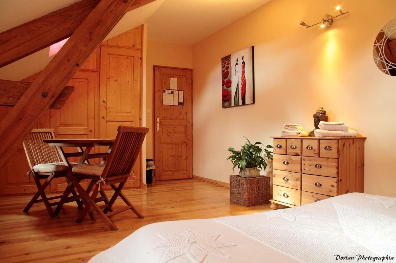 La Pierre Trouee Chambre D'Hotes Chateauneuf-de-Randon Luaran gambar