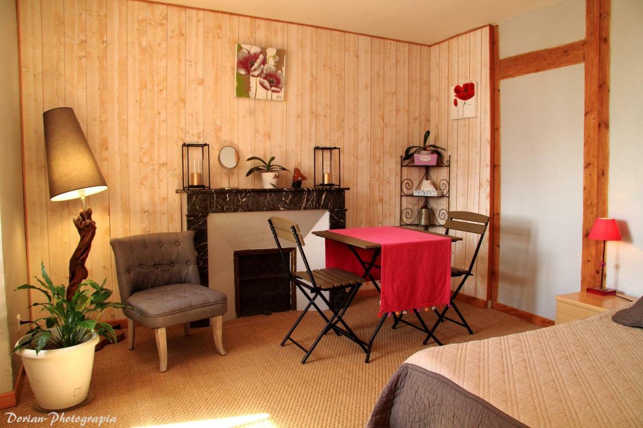 La Pierre Trouee Chambre D'Hotes Chateauneuf-de-Randon Luaran gambar